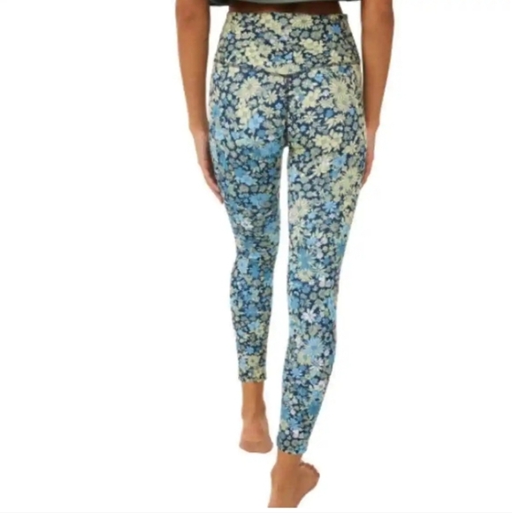 Free People Movement Lose Control Wrap Leggings Floral Size XS - Picture 8 of 16